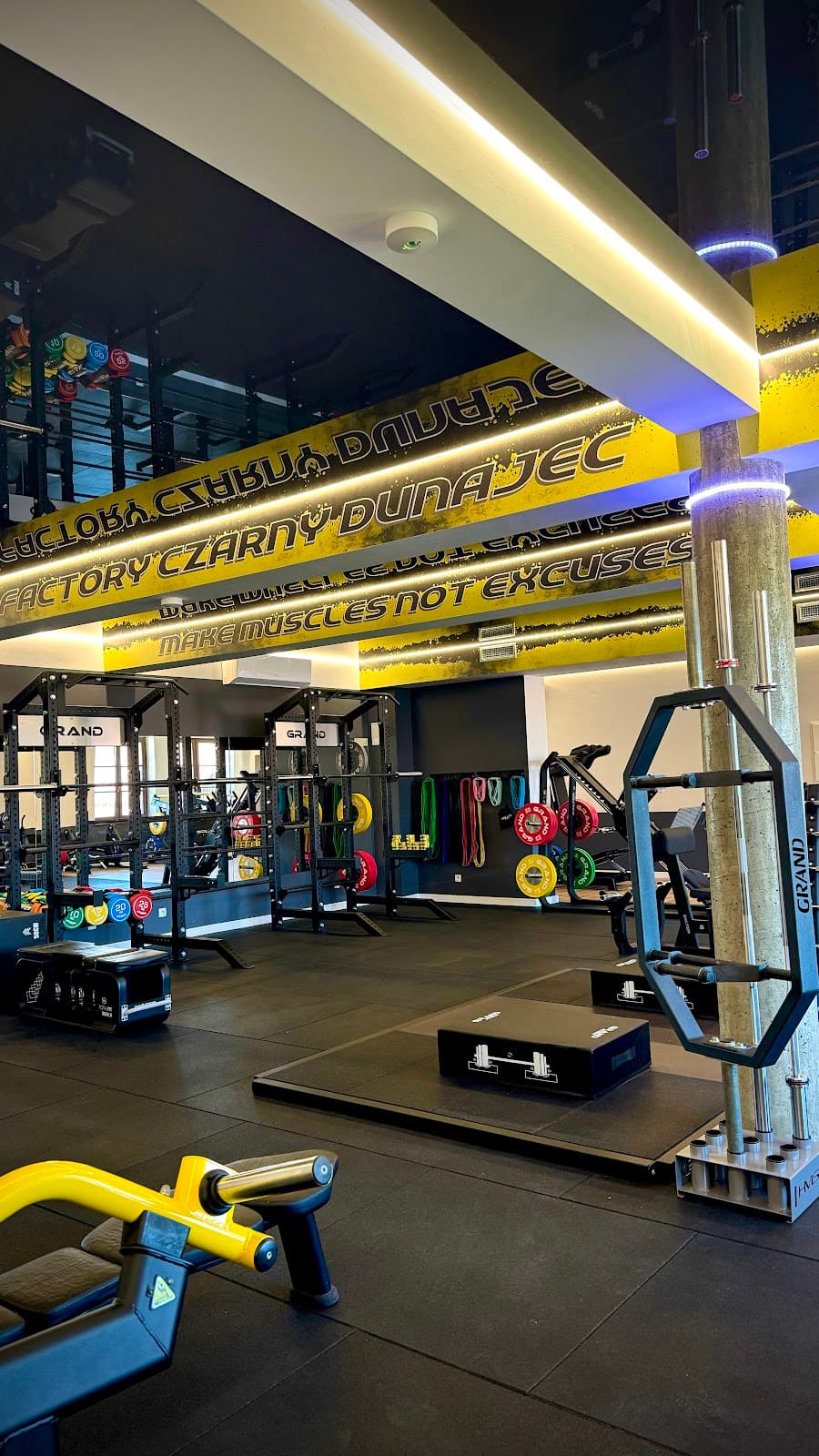 Fitness Factory Czarny Dunajec