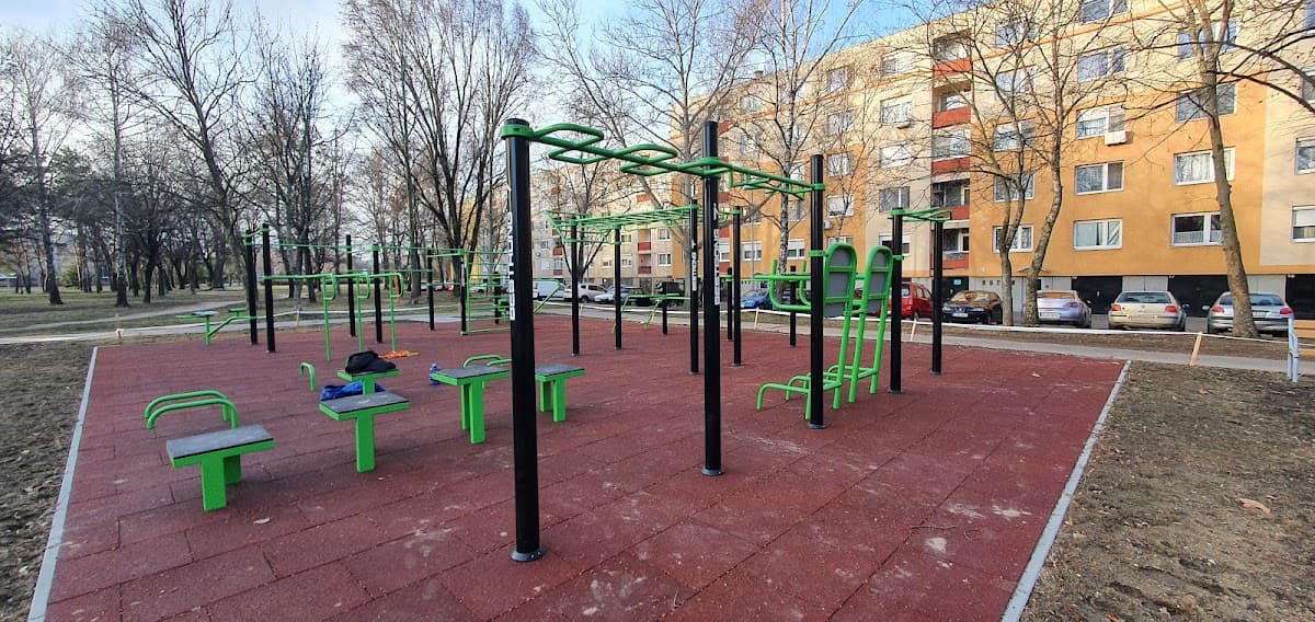 Bán Aladár Laktelep