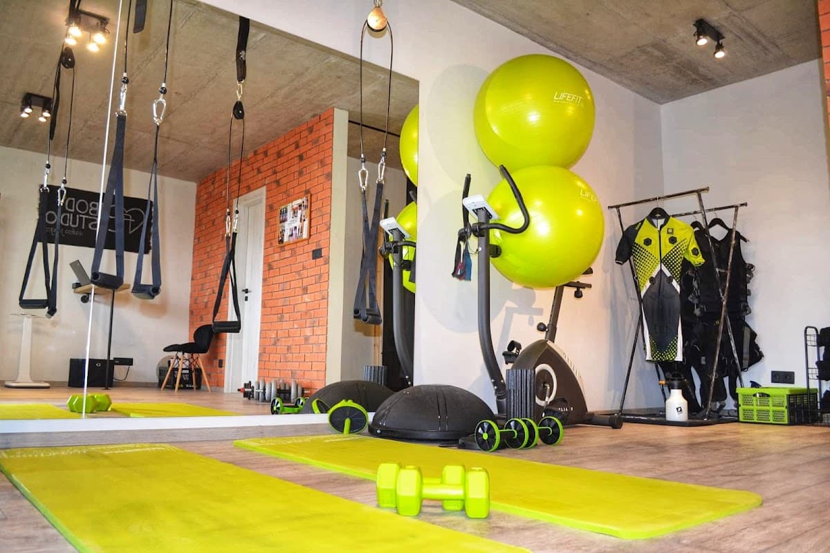 fitBODY STUDIO